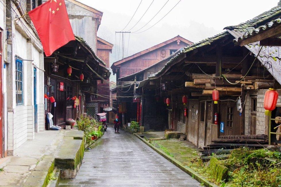 奥地利红牛老板因癌症去世终年78岁，他的财产将会如何划分？